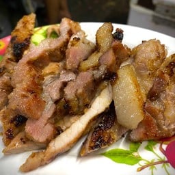 คอหมูย่าง