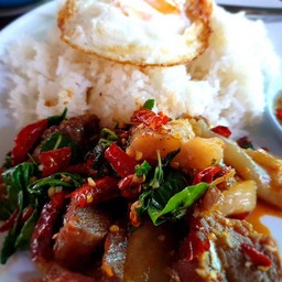 ข้าวกะเพราเนื้อเปื่อย