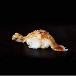 ข้าวปั้นหน้าครีบปลาตาเดียว