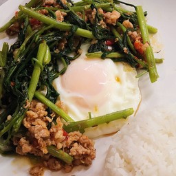 ข้าวไข่ระเบิด