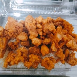 ข้าวหอม+เนื้อไก่ติดหนัง200กรัม ทอดน้ำปลา (กล่องใหญ่)