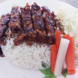 ข้าวหน้าหมูทงคัตสึ