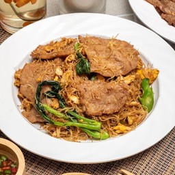 เส้นหมี่ ผัดซีอิ๊ว