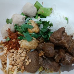 ก๋วยเตี๋ยว แห้ง