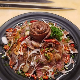 ยำเนื้อแบบญี่ปุ่น