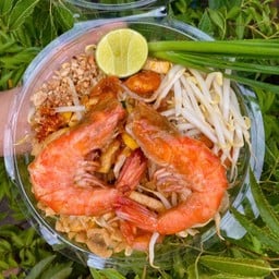 ผัดไทยไร้เส้นกุ้งสด