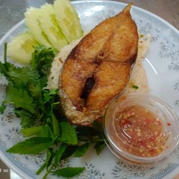 ข้าวผัดพรืกเกลือ+ปลาอินทรีย์ทอด