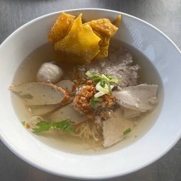 ก๋วยเตี๋ยวน้ำใส