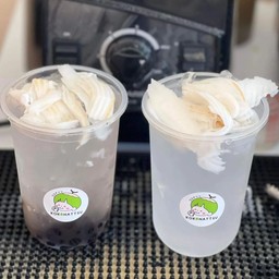 น้ำมะพร้าวน้ำหอมแท้ เย็นๆๆ