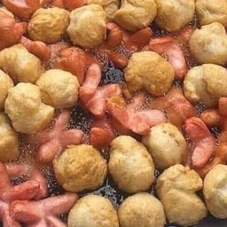 ลูกชิ้นปลาระเบิดกลม+ไส้กรอกแดงระเบิด