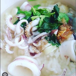 ข้าวต้มปลาหมึก