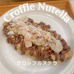 ครอฟเฟิลนูเทลล่า