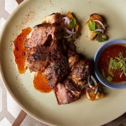 ซี่โครงเนื้อ ซอสจิ้มแจ่ว