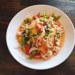 ข้าวไข่ข้นยำไก่สับ