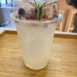 ลิ้นจี่โซดา