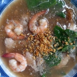 ราดหน้าหมูกุ้ง