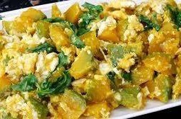 ผัดฟักทองใส่ไข่