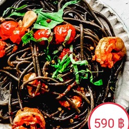 Spaghetti Black Ink with prawns
