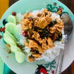 ข้าวราดกะเพราไก่