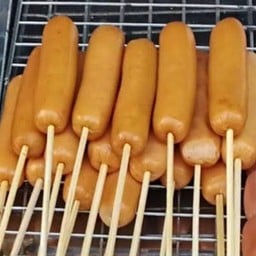 ไส้กรอกหนังกรอบ