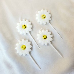 เทียนวันเกิดดอกเดซี่สีขาว1เล่ม