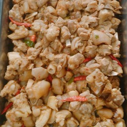 ขาหมูผัดพริกแกงนัว