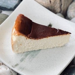 Basque burnt cheese cake
