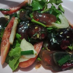 ยำไข่เยี่ยวม้า