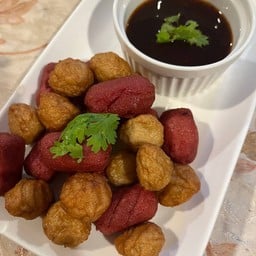 [อร่อยซ่ากับโค้ก] Set-Mix ไส้กรอกแดง+ลูกชิ้นหมูทอด +  โค้ก ออริจินัล (กระป๋อง) 