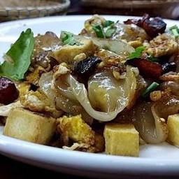 ก๋วยเตี๋ยวผัดงอแง