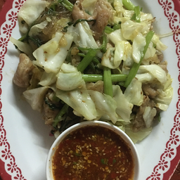 ผัดหมูกะทะ