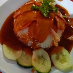 ข้าวหมูแดง