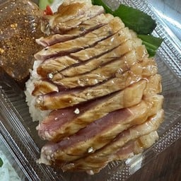 ข้าวหน้าเนื้อย่างจิ้มแจ่ว พิเศษเนื้อ ไซส์ L