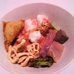 ก๋วยเตี๋ยวเย็นตาโฟ