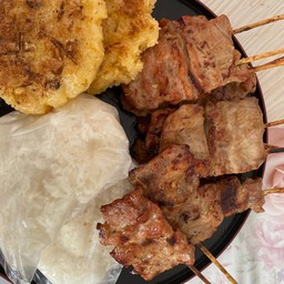 10xหมูปิ้ง, 2xข้าวเหนียวจี่ย่าง, 2ข้าวเหนียวนึ่ง