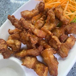 หมูสามชั้นทอดน้ำปลา