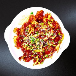 ดักกัลบิไก่เผ็ดเกาหลี  Dakgalbi spicy chicken