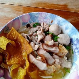 ก๋วยเตี๋ยวนํ้าใส