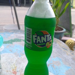 แฟนต้าน้ำเขียว