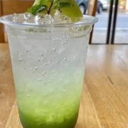 กีวี่โซดา