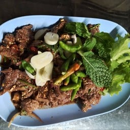 น้ำตกเนื้อ