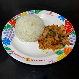 ข้าวหมูสามชั้นผัดพริกเกลือ