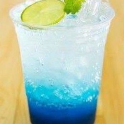 บลูฮาวายมะนาวโซดา