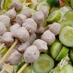 เจ้าขุนลูกชิ้นหมูกระทุ่มแบน กระทุ่มแบน