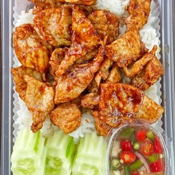 ข้าวหมูทอดซีอิ้ว