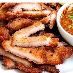 ข้าวหมทอด & ผัดไทย ยายดม