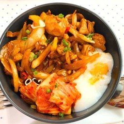 ข้าวไก่สไปซี่-Spicy Chicken rice bowl