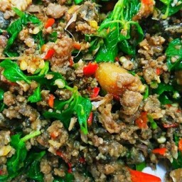 ราดข้าว ผัดกระเพรากบ