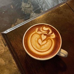 ลาเต้ร้อน