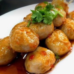 ลูกชิ้นเนื้อแท้ & น้ำจิ้มมะขาม ชุดเล็ก